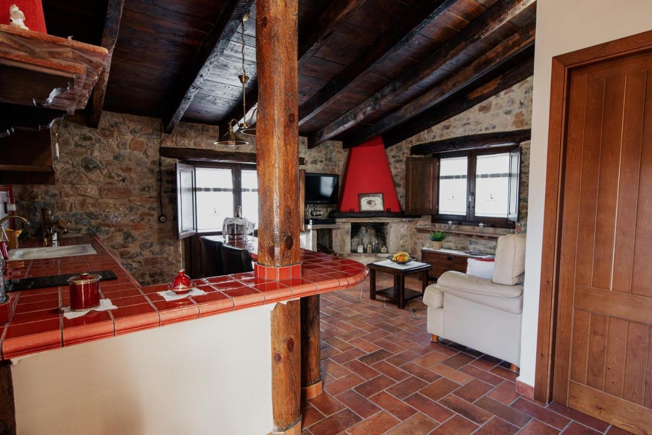 Masia Can Viver - Olive Oil Tourism B&B Bigues I Riells Екстериор снимка