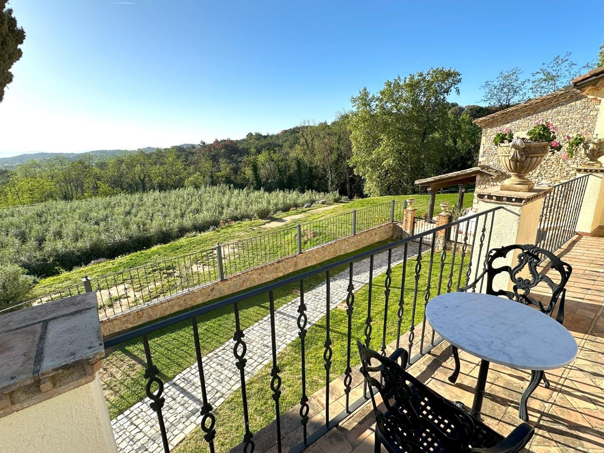 Masia Can Viver - Olive Oil Tourism B&B Bigues I Riells Стая снимка